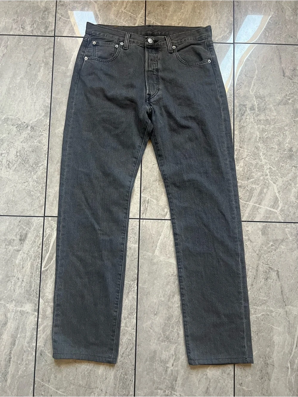 Levi's 501 Original Fit Jeans Mens 32x34 Faded Black Straight Leg Button Fly ‘93